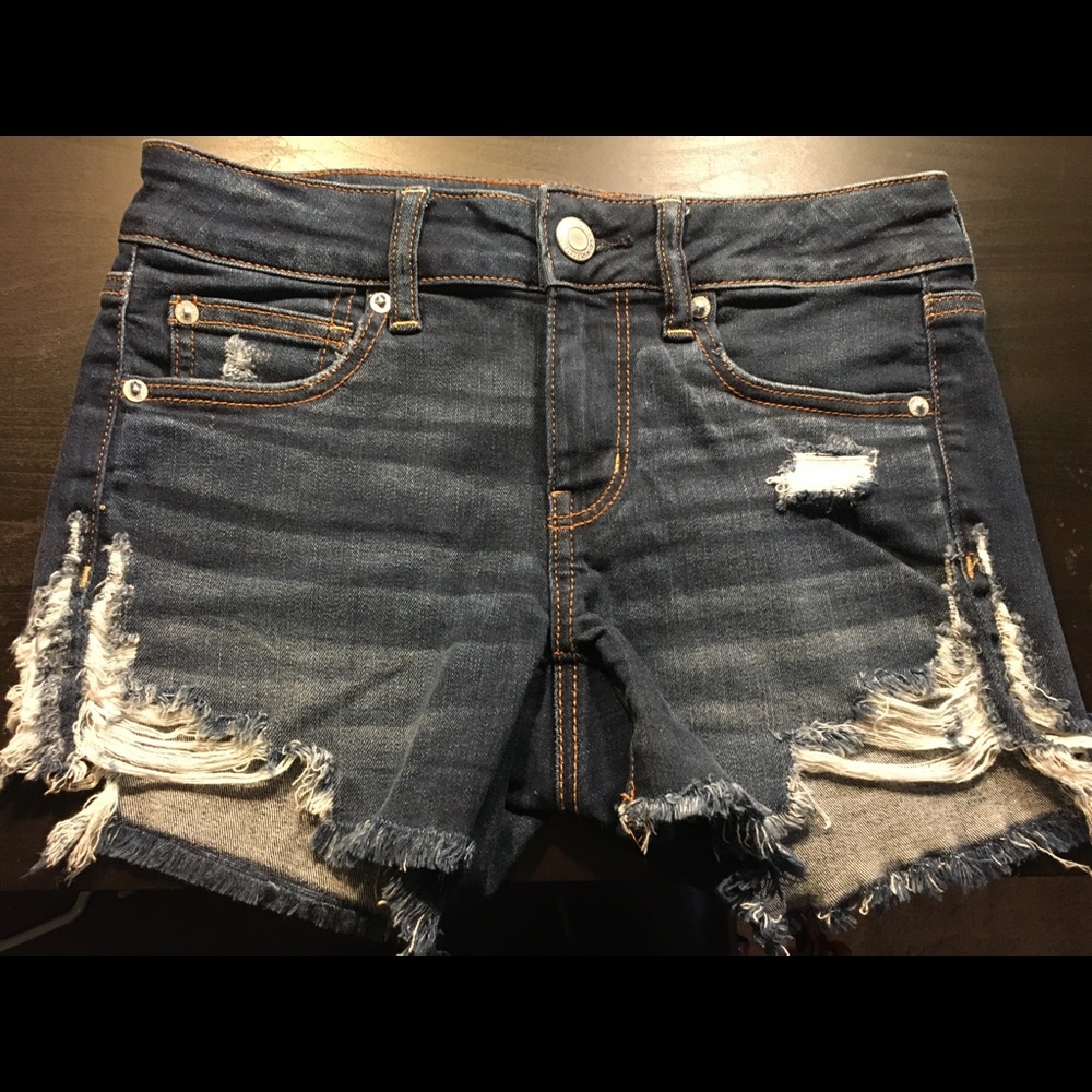 AE ripped jean short